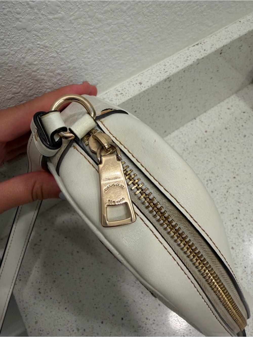 Coach Mini Jamie Crossbody Camera Bag Bumblebees Glacier Pattern CH597 White - Picture 14 of 15
